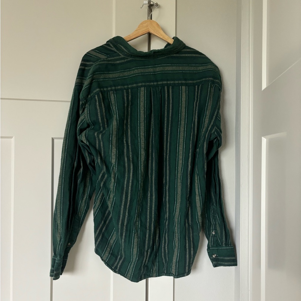 Northwest Territory Green Striped Casual Button Down Shirt